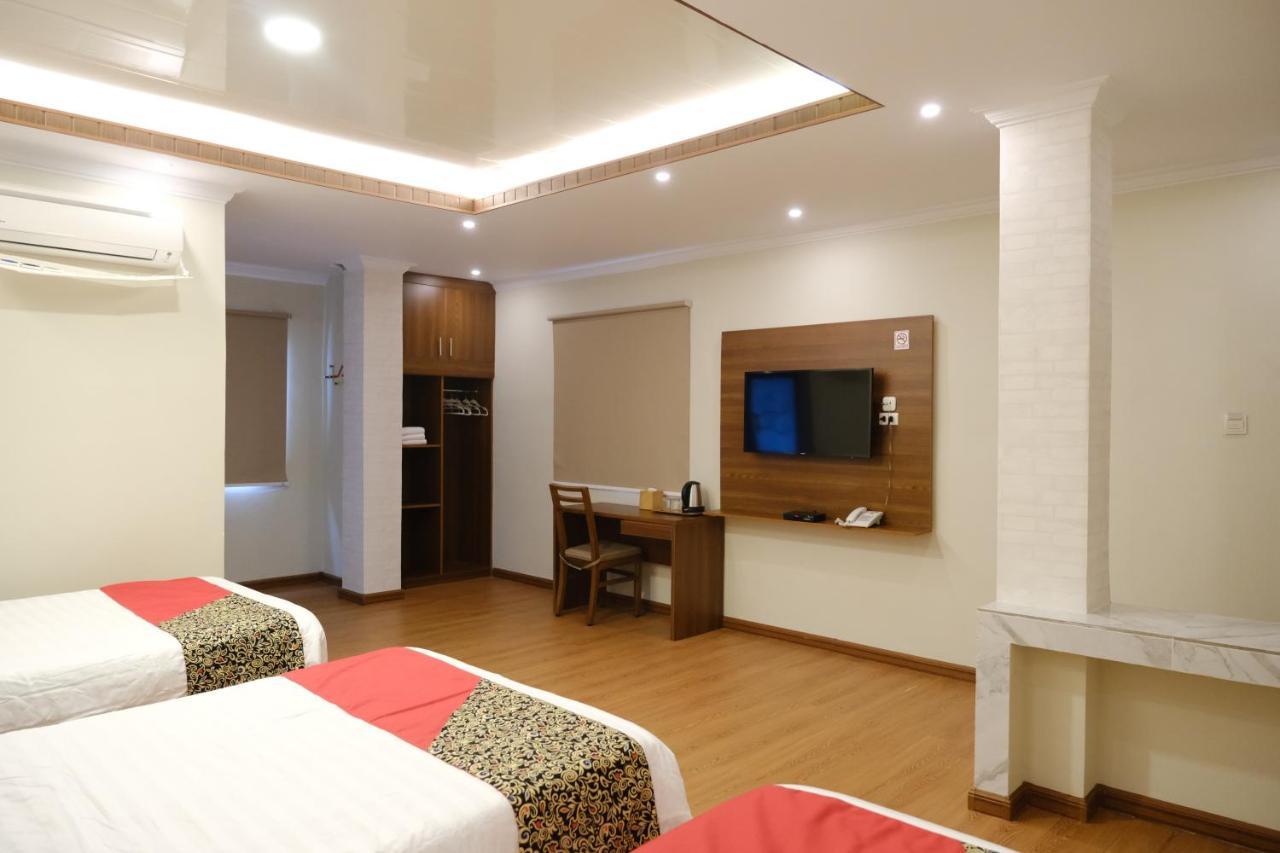 טנג'ונג פנדן Joyful Hotel מראה חיצוני תמונה